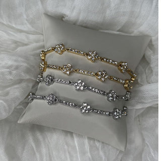 Riviera flower bracelet