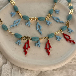 Ocean kiss coral earrings