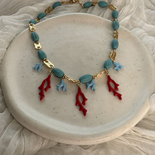 Ocean kiss coral