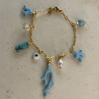 Ocean kiss coral earrings