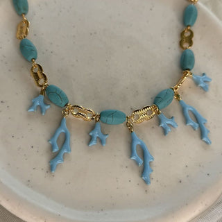 Ocean kiss coral