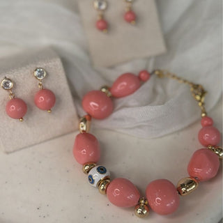 Pearl pink