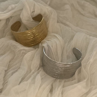 Shining boldness cuff