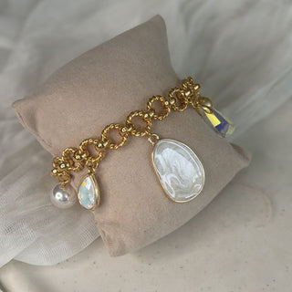 White perl radiance