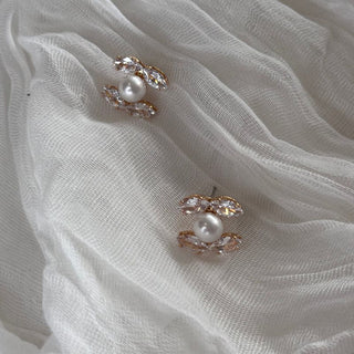Chanel pearl