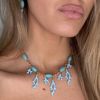 Ocean kiss coral