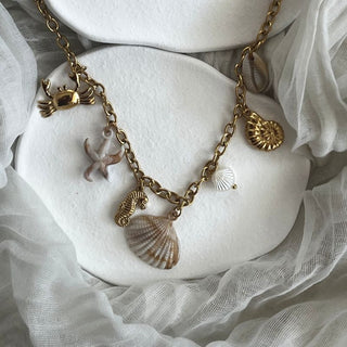 Natural glamour shell